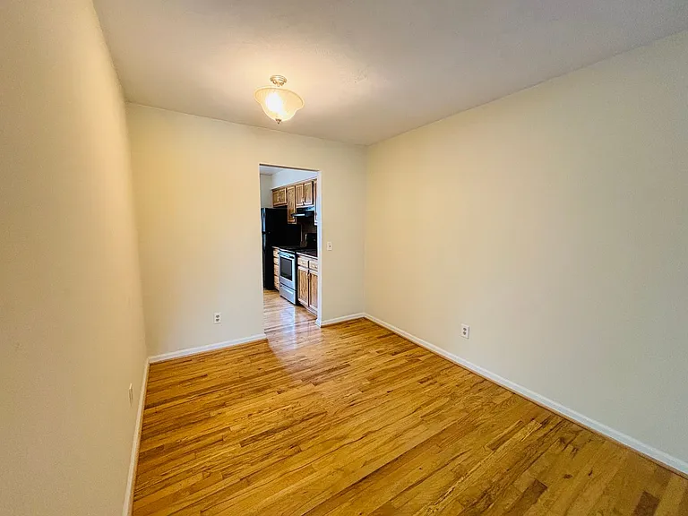 2502 Ridge Rd — Photo 5