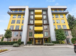 2555 Ware St #301, Abbotsford, BC V2S 0J4