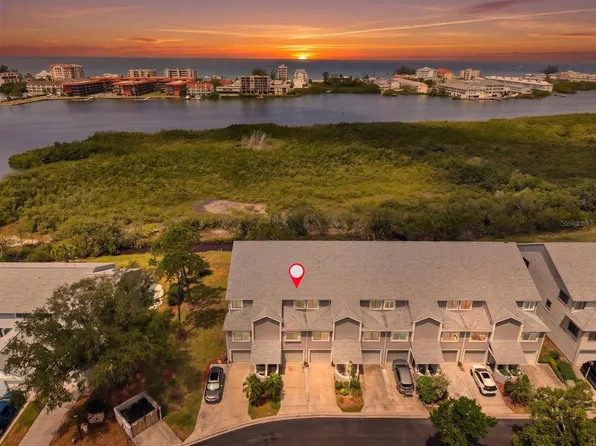 9472 Tara Cay Ct #2, Seminole, FL 33776