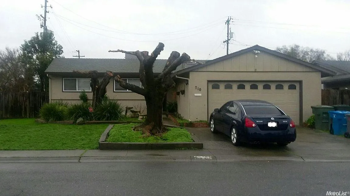 710 Rice Way photo 1