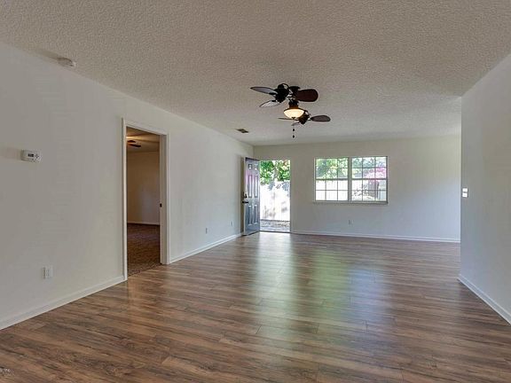 5th image of 10463 Greenmore Dr