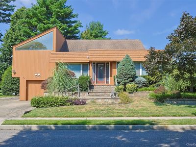 11 Tompkins Avenue, Jericho, NY, 11753