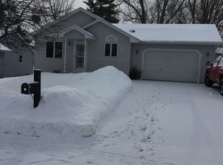 199 W Charlotte St, Ellsworth, WI 54011