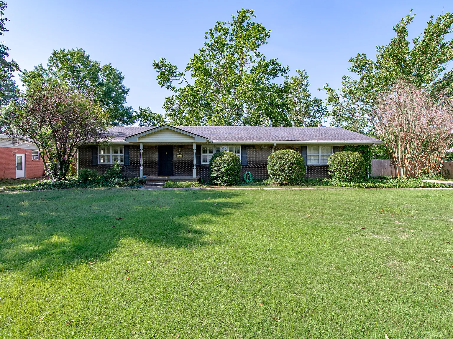 5 bed, 1839 sqft, $3,500 — Photo 1