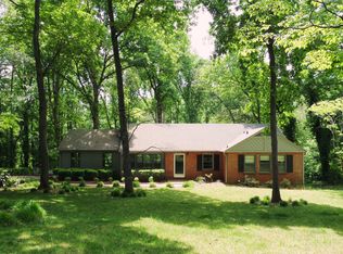3410 Forest Ln, Pfafftown, NC 27040