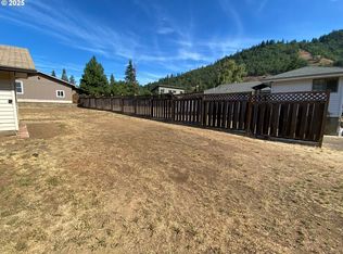 NE Center St, White Salmon, WA