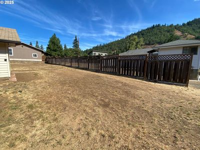 NE Center St, White Salmon, WA, 98672