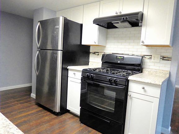 4th image of 1463 Sacramento Dr