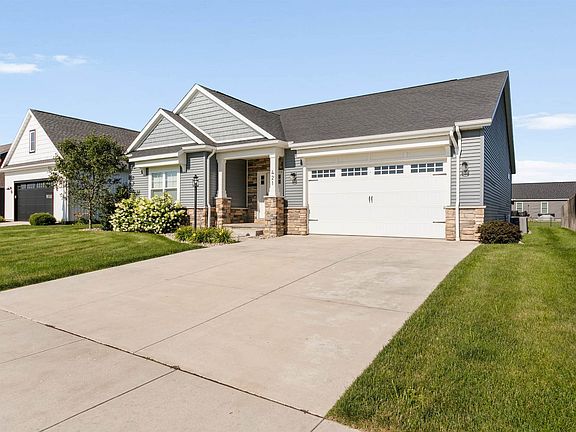 3rd image of 421 Shepherds Way