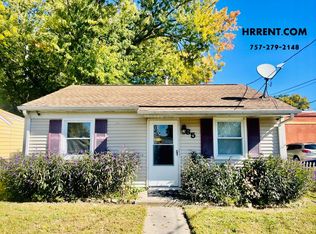 65 Phelps Cir, Hampton, VA 23663