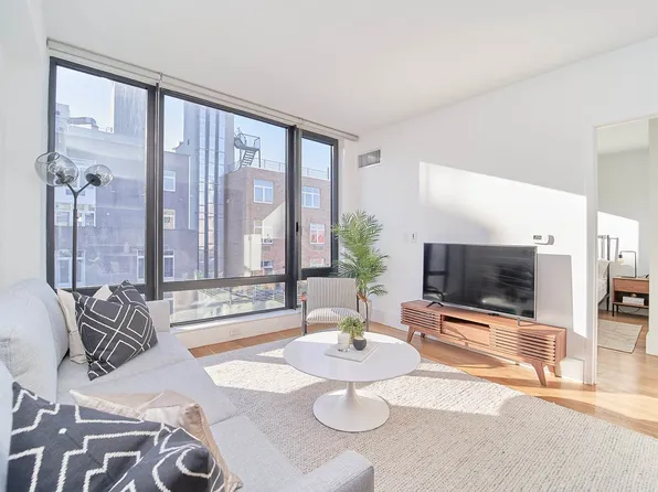 531 Myrtle Avenue 3G image 1 of 20