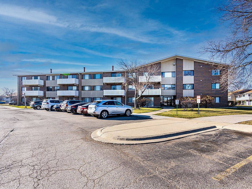 1st image of 1000 Bayside Dr Unit 209