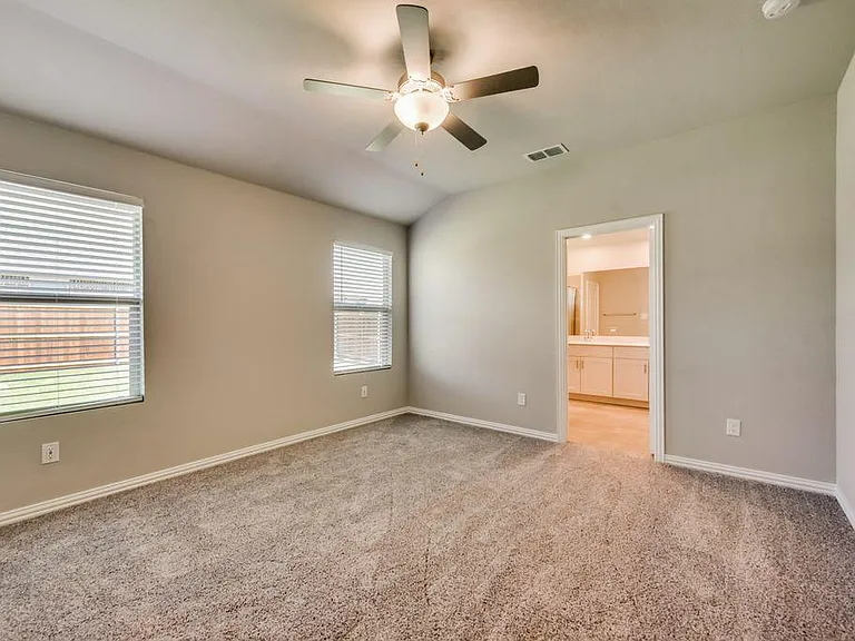 605 Cedar Springs Dr — Photo 17
