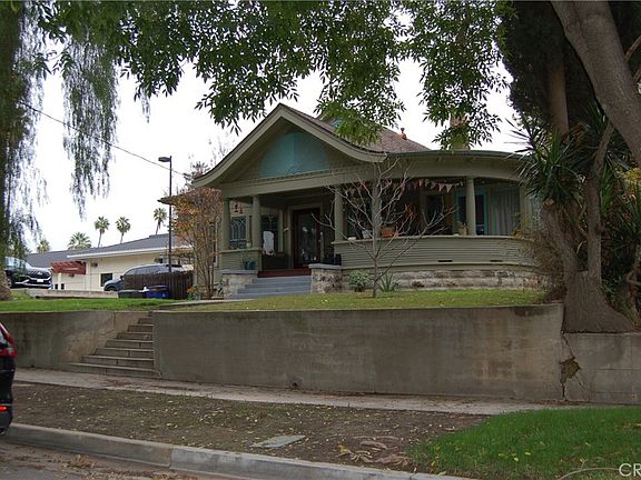 2nd image of 4160 Chestnut St