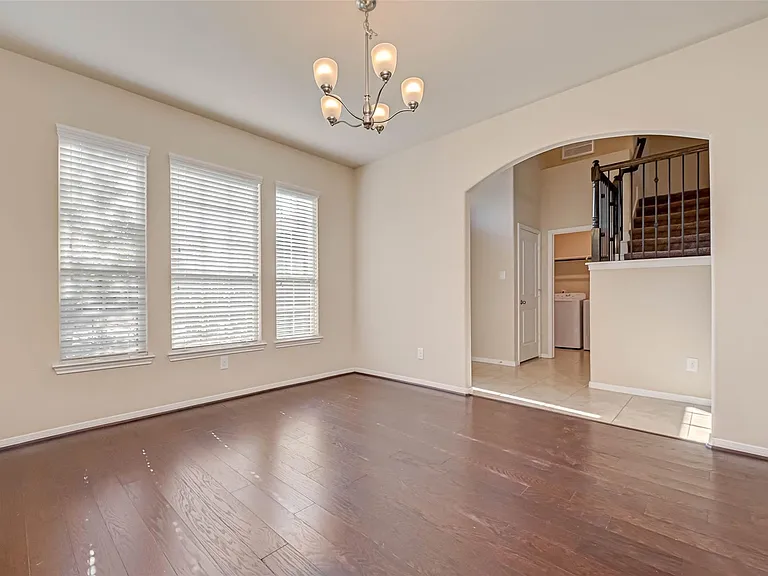5340 Pointe Spring Xing — Photo 8