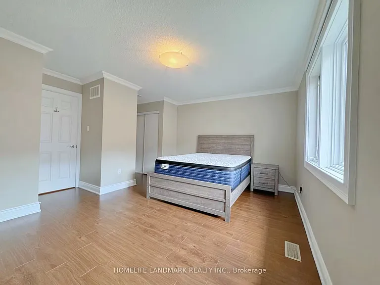54 Bluewater Ct — Photo 17