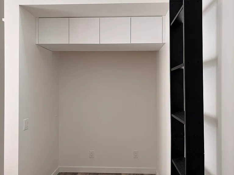 175 Midland Ave #1B — Photo 12