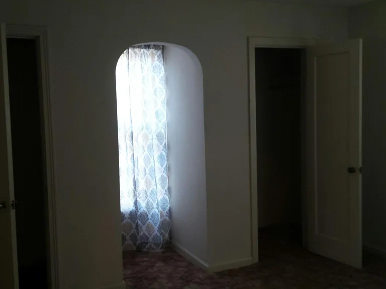 105 W 9th Ave #B — Photo 6
