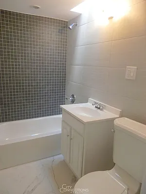 Rented by City Connections Realty | media 40