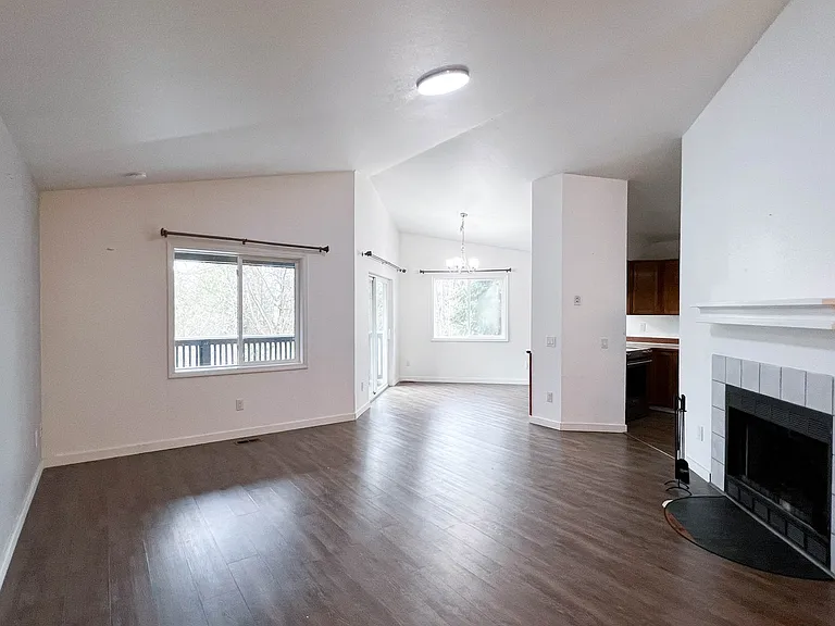 3664 Mirage Cir — Photo 8