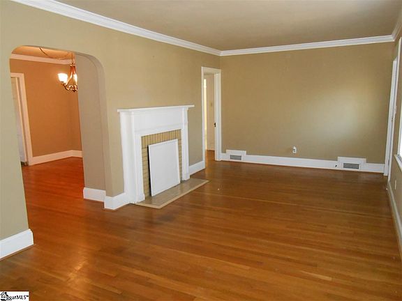 5th image of 729 Hollywood St