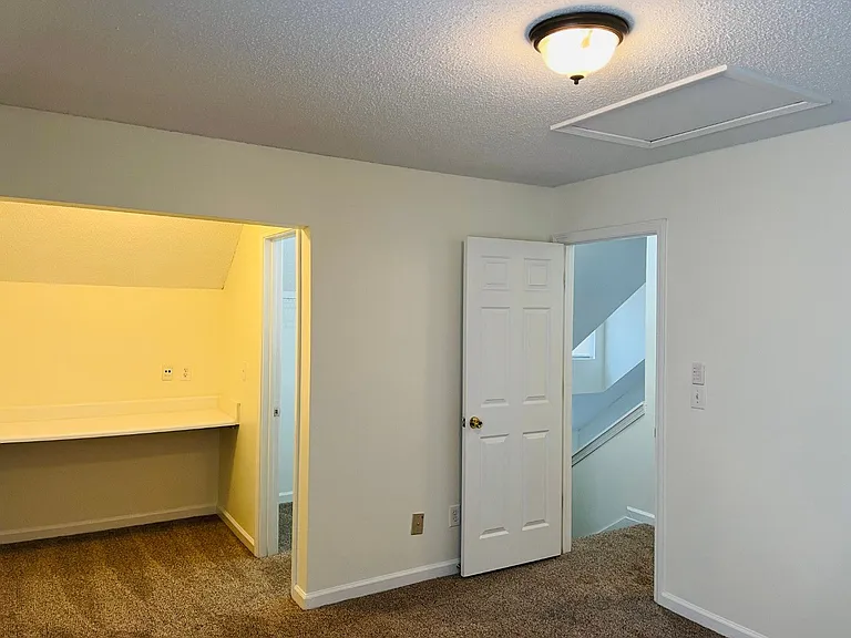 4037 Ravenwood Ct — Photo 17