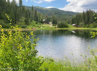 880 Abbey Rd, Saint Maries, ID 83861