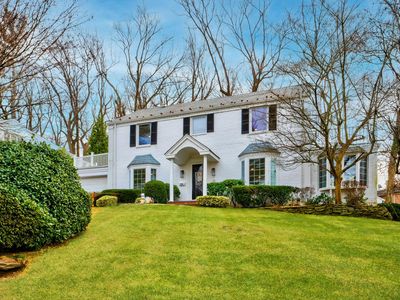 54 Castle Ridge Road, Manhasset, NY, 11030