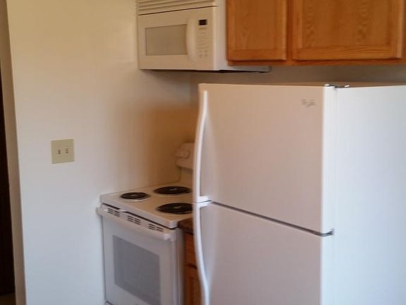 3rd image of 1440 10th Ave APT 105