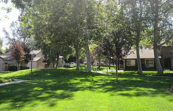 2nd image of 2908 Renick Ct