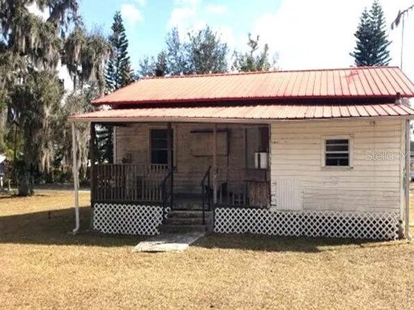 706 S Walnut Ave, Fort Meade, FL 33841
