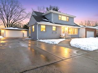 507 S Waterman Ave, Arlington Heights, IL 60004