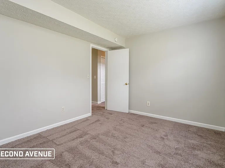 5946 Crescent Ridge Ct — Photo 11