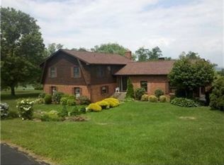 2094 Kingview Rd, Scottdale, PA 15683