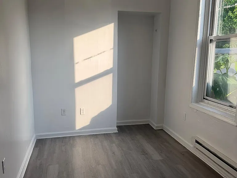 1112 W Glenwood Ave #1 — Photo 12