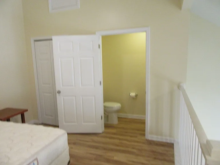 307 Wilson Ave #17 — Photo 47