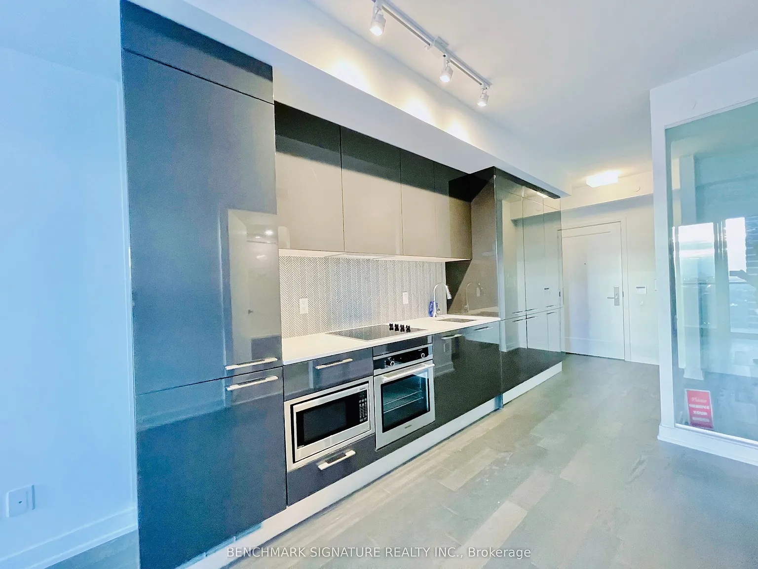 2 bed, $2,800 — Photo 2