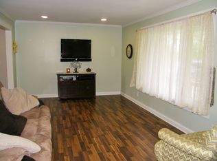 81 W Castle Rd, Fostoria, MI 48435