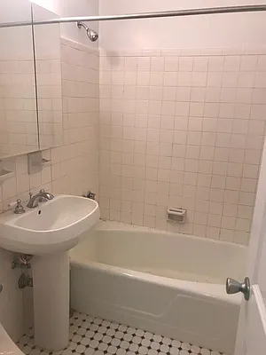 Rented by Hampshire Assets LLC | media 5