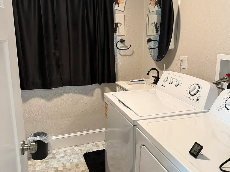 1519 Lynn Ave #1 — Photo 6