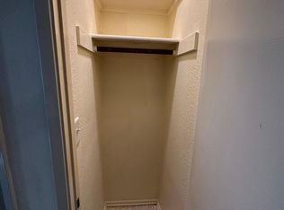 650 W Gonzales Rd APT 1, Oxnard, CA 93036