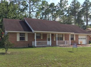 717 Robin Hood Dr, Hinesville, GA 31313