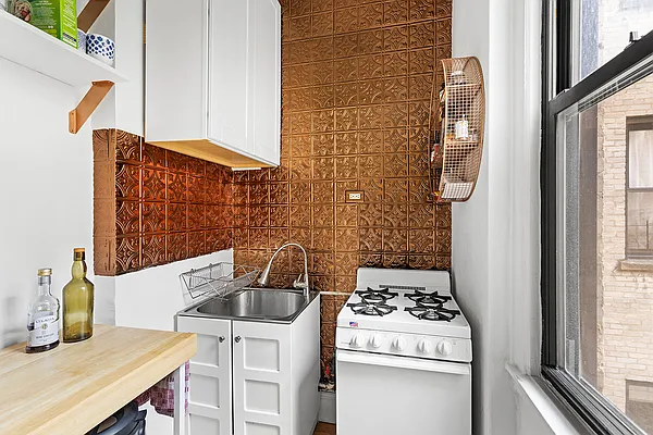 Sold by Corcoran | media 2