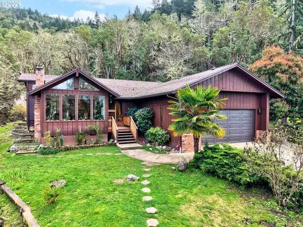 755 Plin St, Myrtle Creek, OR 97457