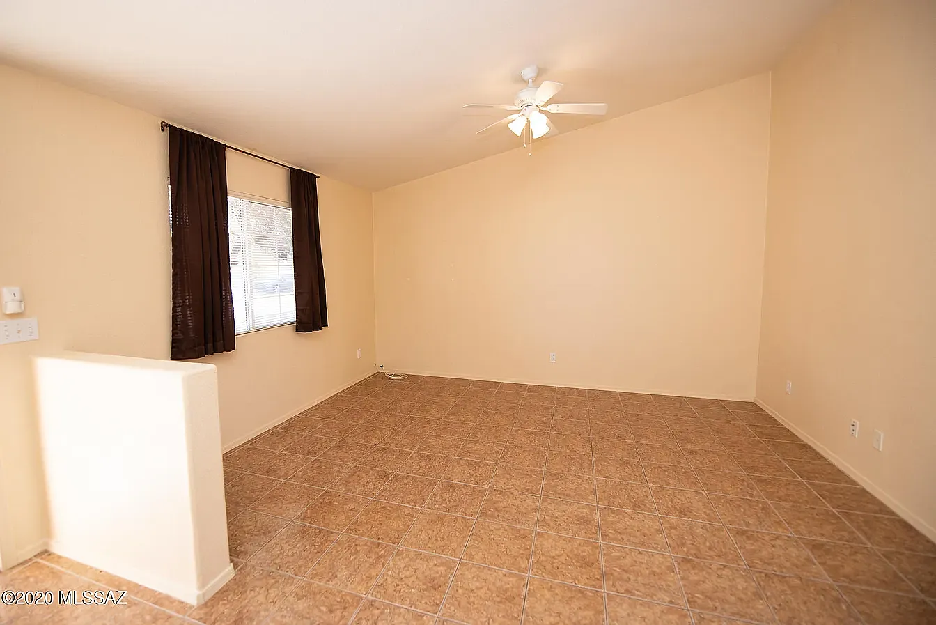 3 bed, 1738 sqft, $1,750 — Photo 2