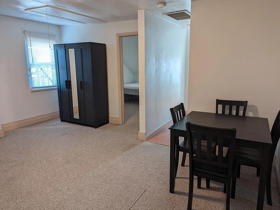 367 Atwood St #4