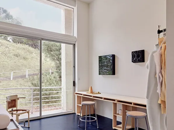 701 Museum Dr, Los Angeles, CA 90065