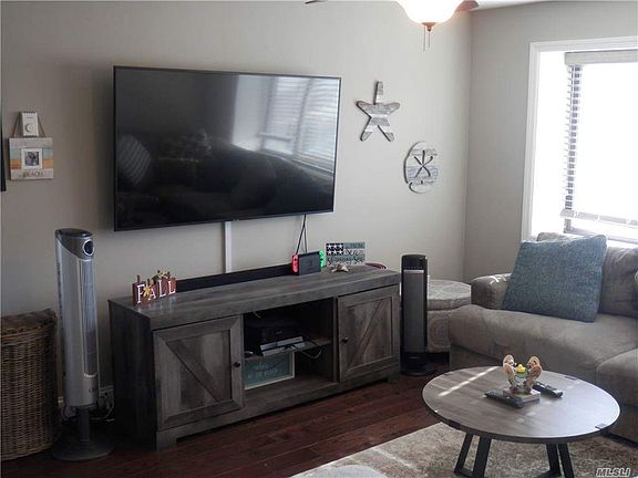 5th image of 21 Arizona Ave APT 204