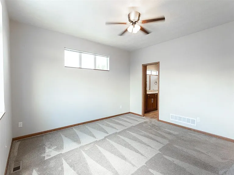 302 S Spring Pl — Photo 11
