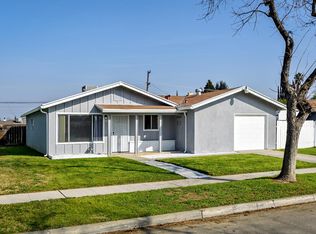 2424 W Holland Ave, Fresno, CA